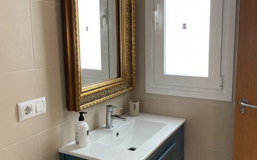 Apto Oliva playa, Valencia.