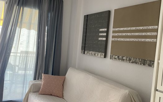 Apto en Cala de Finestrat, Benidorm, Alicante.