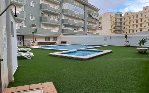 Apto en Playa El Campello, Alicante.