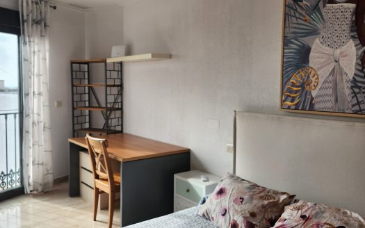Habitación en Elche, Alicante.