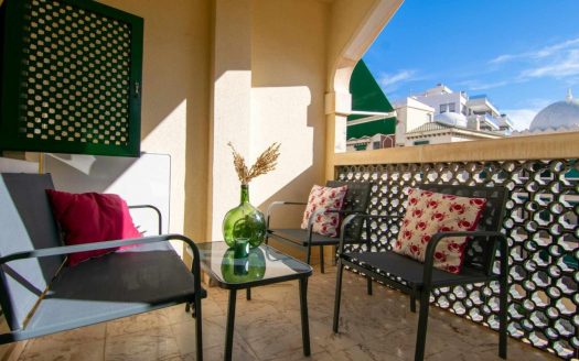 Apto en Santa Pola, Alicante.