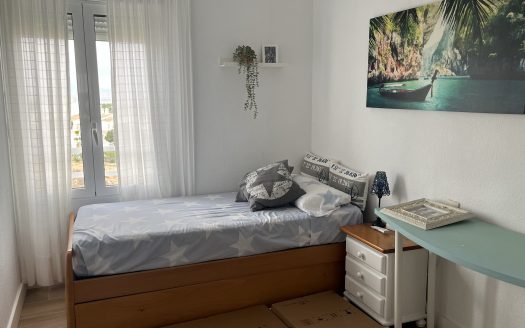 Apto en Santa Pola, Alicante.