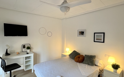 Habitación en Elche, Alicante.