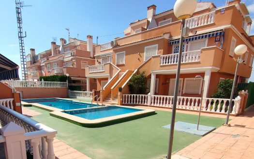 Adosado en Torrevieja, Alicante.