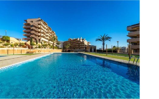 Piso en Arenales del Sol, Alicante.