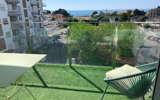 Apto en Vinaròs, Castellón.