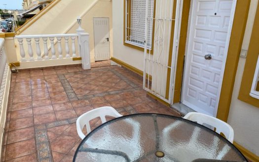 Vivienda en Orihuela Costa, Alicante.