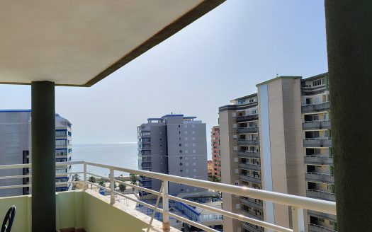 Apto en Tavernes de la Valldigna, Valencia.