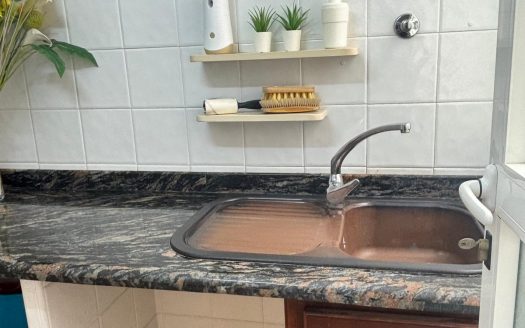Apto en Almoradí, Alicante.