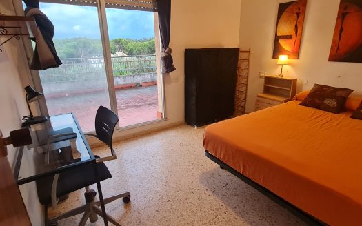 Habitación en Sagunto, Valencia.